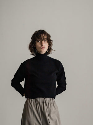 IH12-23AW-92802  Elbow patch turtleneck sweater