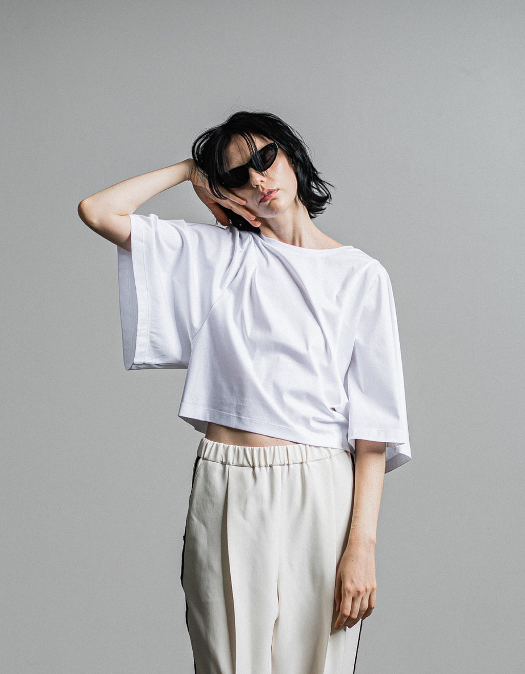 IH07-7P-19310 Wide sleeve crop jersey top