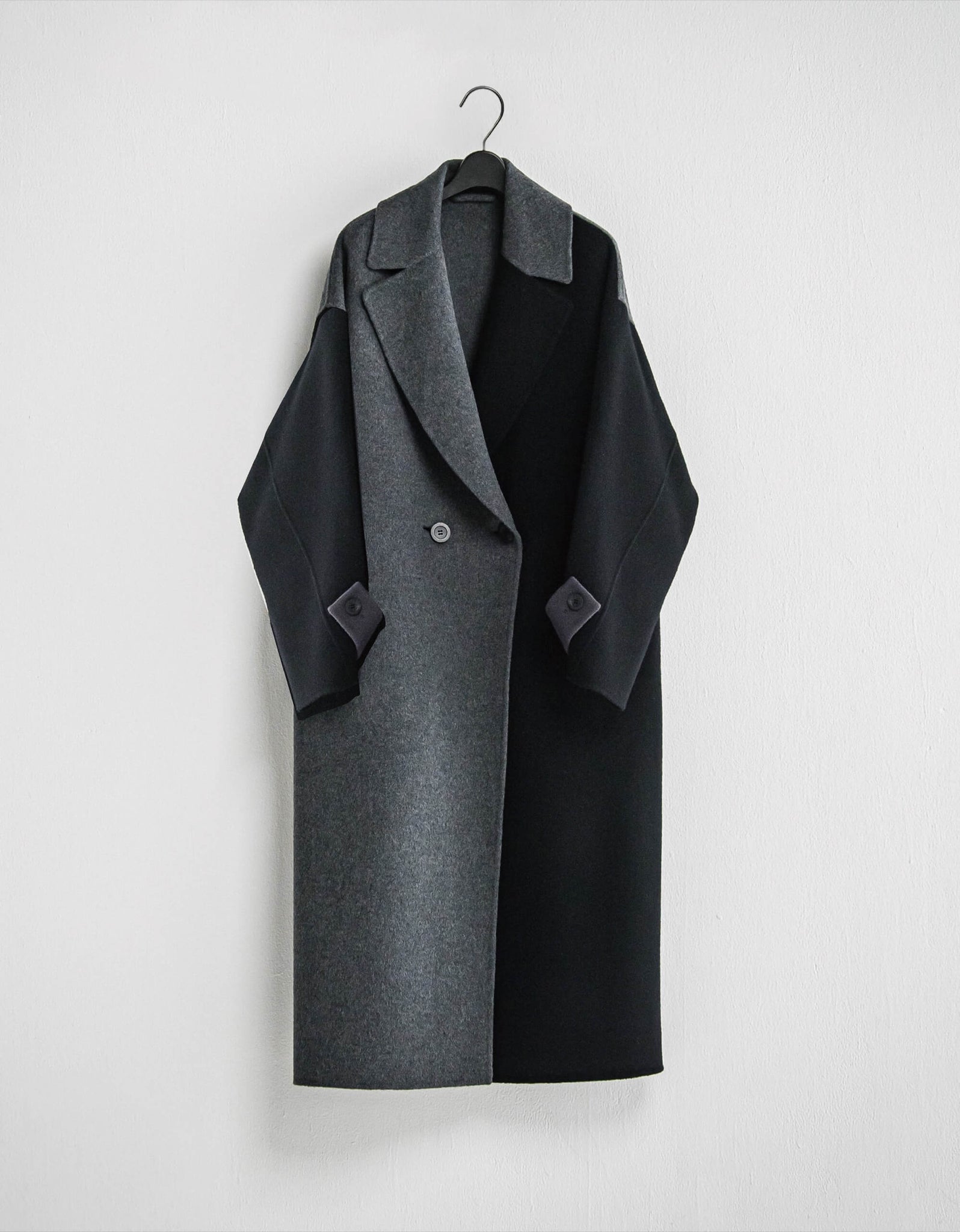 IH04-7A-82908 Super 100's maxi length rever coat