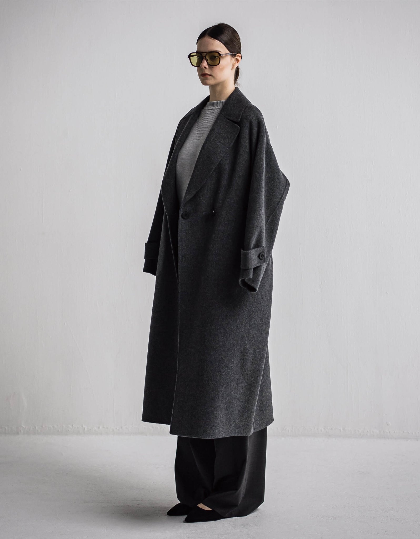 IH04-7A-82908 Super 100's maxi length rever coat