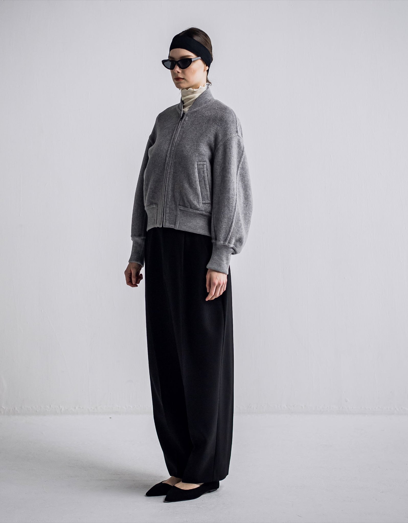 IH05-7A-55905 Super 100's River wool stadium blouson