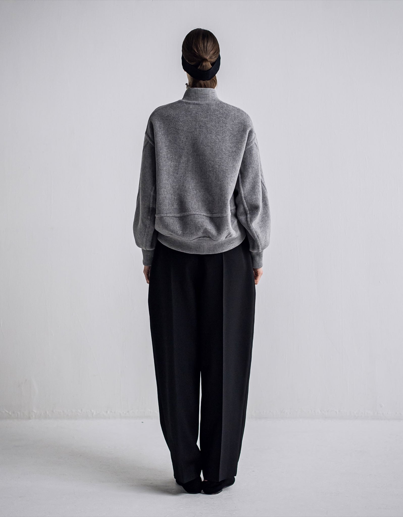 IH05-7A-55905 Super 100's River wool stadium blouson