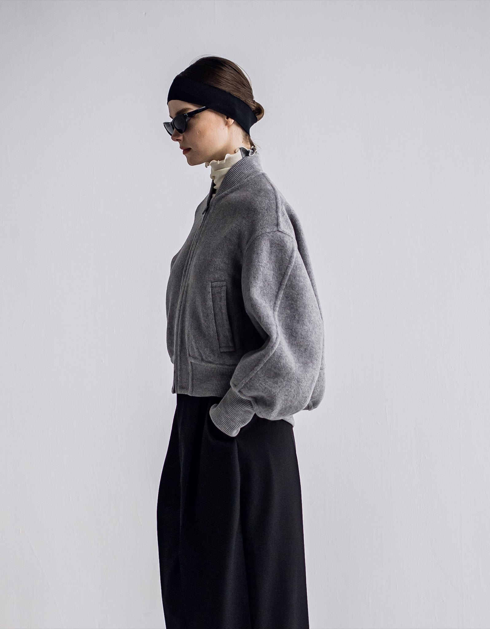 IH05-7A-55905 Super 100's River wool stadium blouson